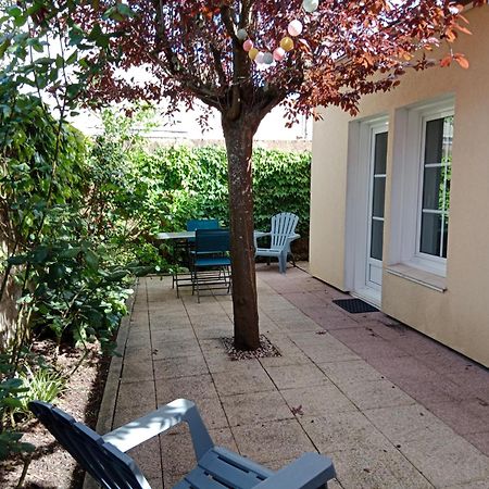 Les Rosiers Villa Challans Exterior photo